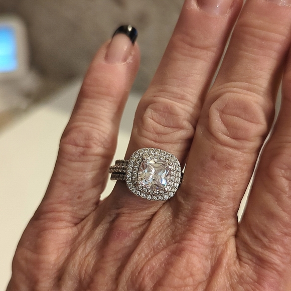 Sterling/CZ 3 ring set-6 - Picture 1 of 4